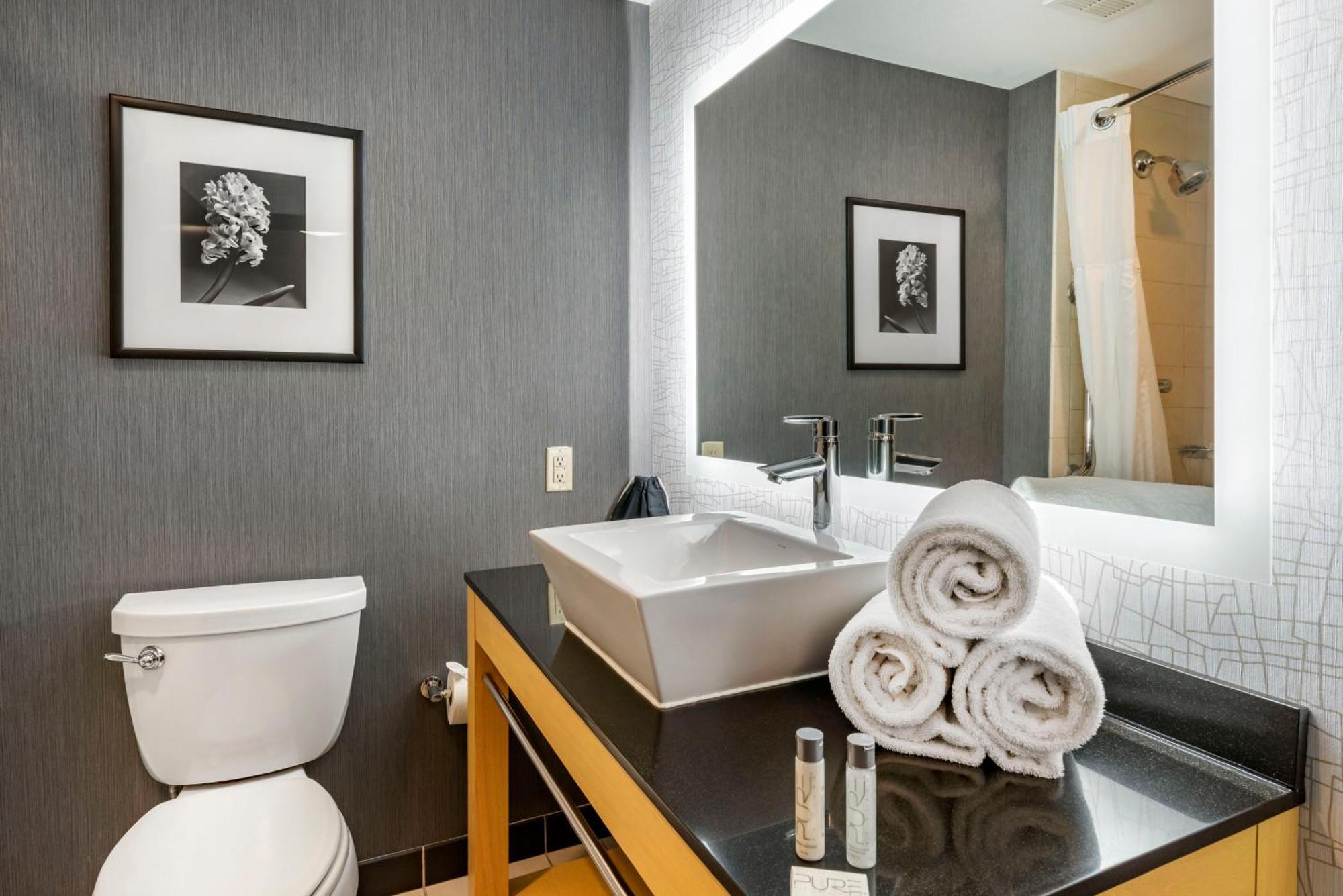 Cambria Minneapolis Hotel Maple Grove